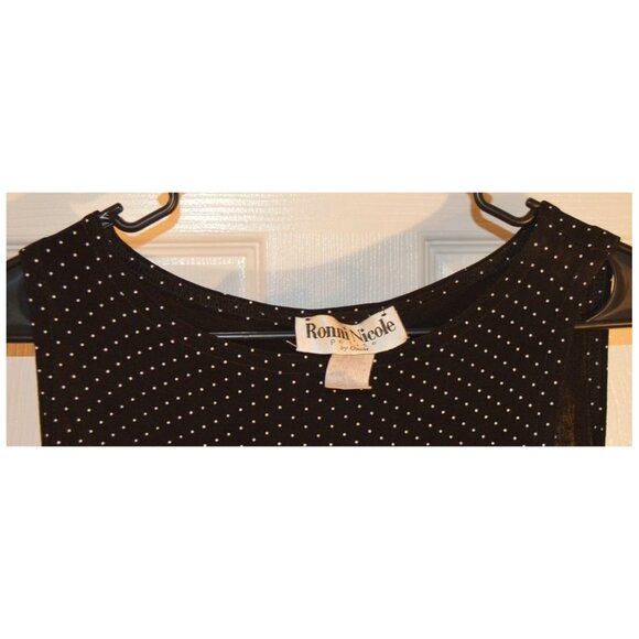 Ronni Nicole Petite Black White Polka Dot Blouse Sleeveless Top Shirt Size 4P - Picture 2 of 3